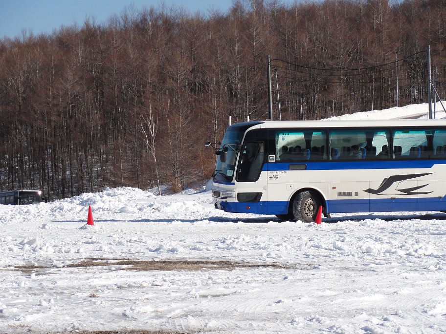 積雪路面走行訓練